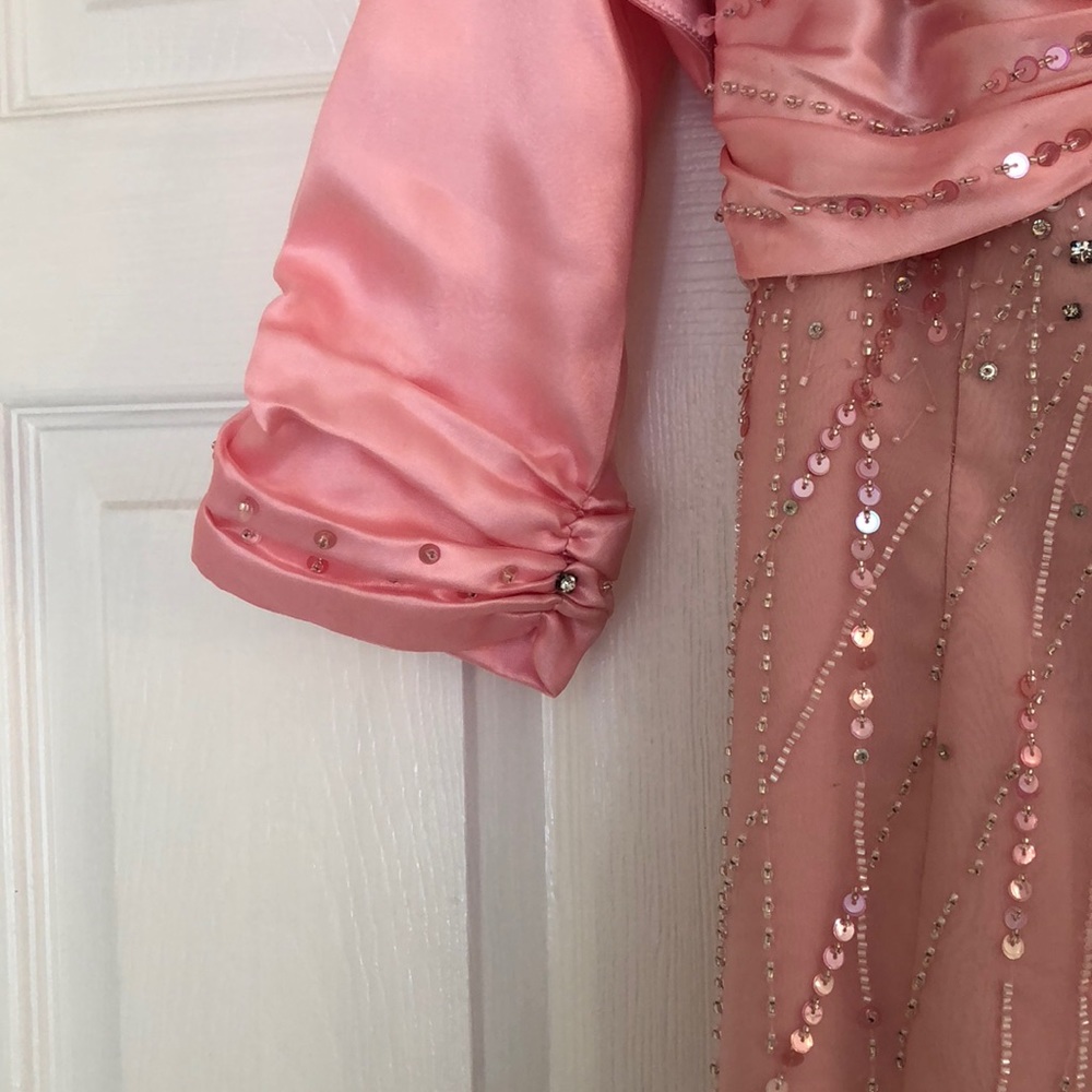 Dress - Picture 4 of 7